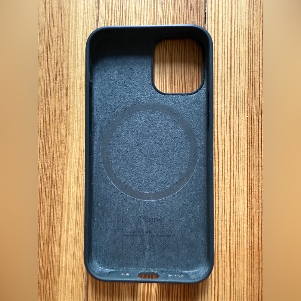 Apple iPhone Black Silicone Case